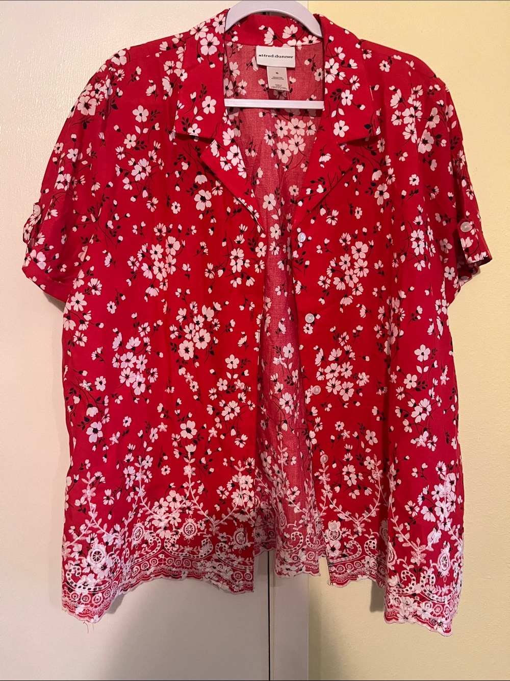 Alfred Dunner Red Floral Short Sleeve Button-Front Shirt with White Border Print